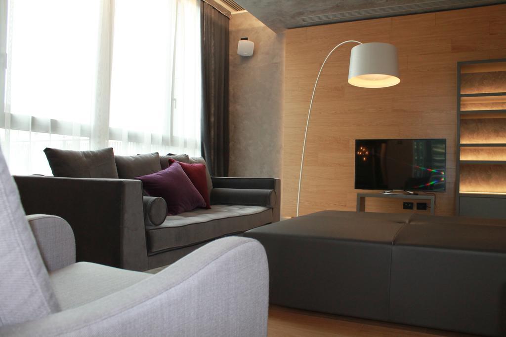 Link124 Hotel Парма Экстерьер фото