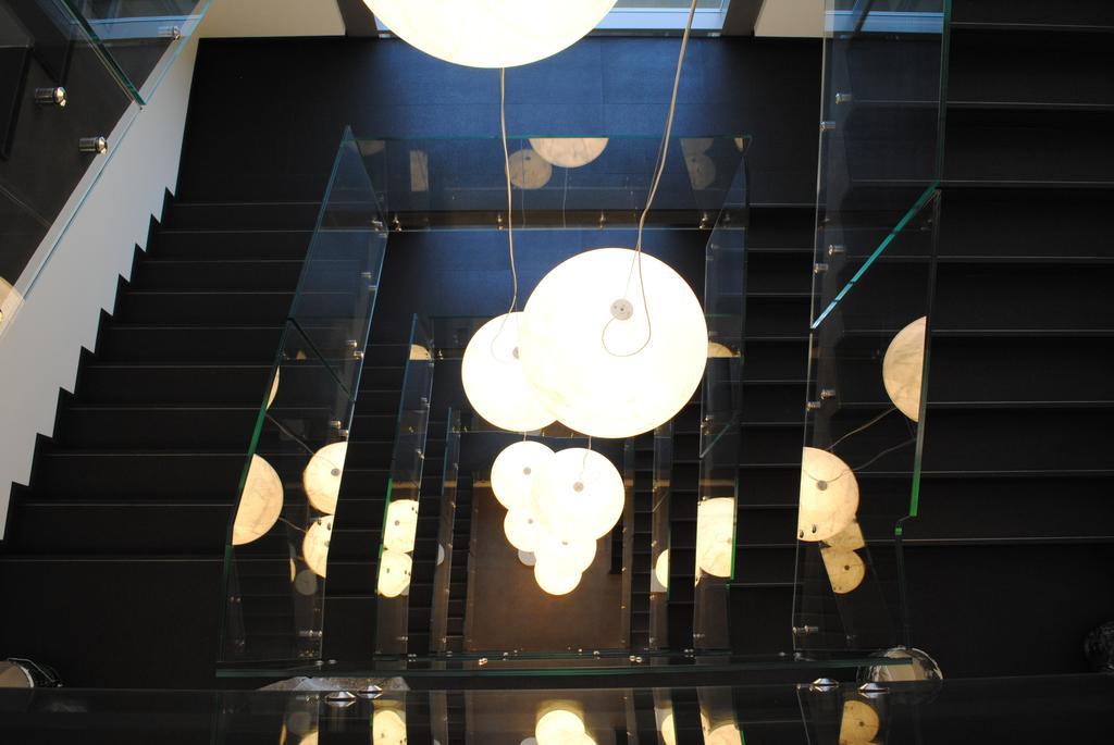 Link124 Hotel Парма Экстерьер фото